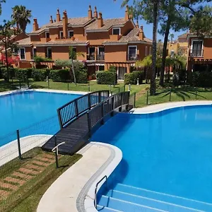  Сasa de vacaciones Sol, Playa Y Golf En Urbanización De Lujo.